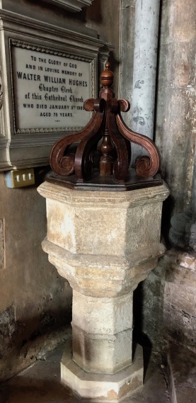 Bristol_Cathedral_stone-font